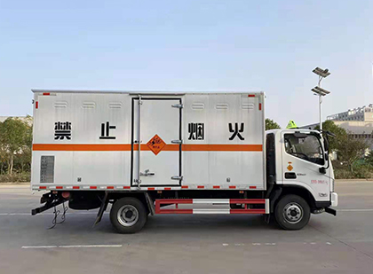 白鹭湖管理区爆破器材运输车